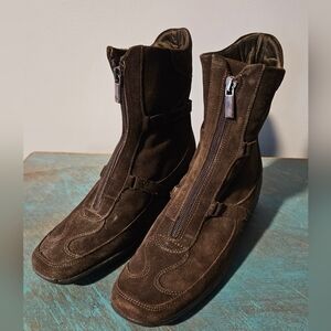 Aquatalia Brown Suede Boots Like New Sz 7.5